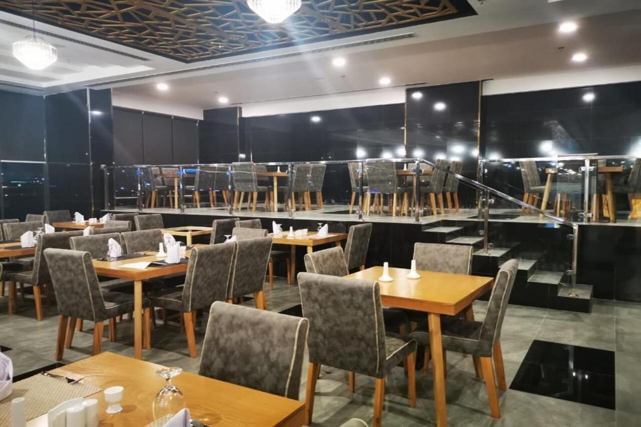 Parkside Plaza 3* Muscat